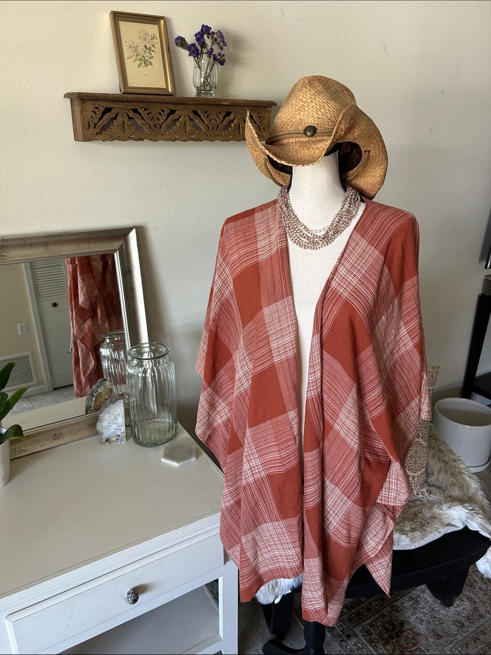 Universal thread, warm, brick cream, western plaid fall open kimono L